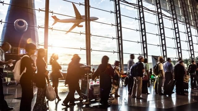 Sot turizmi humb 1 trilion dollarë