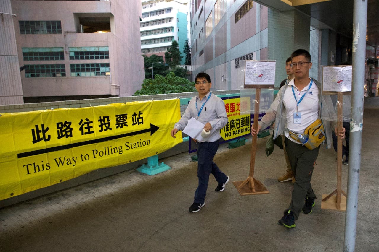 Pjesëmarrje rekord në zgjedhjet në Hong-Kong (VIDEO)