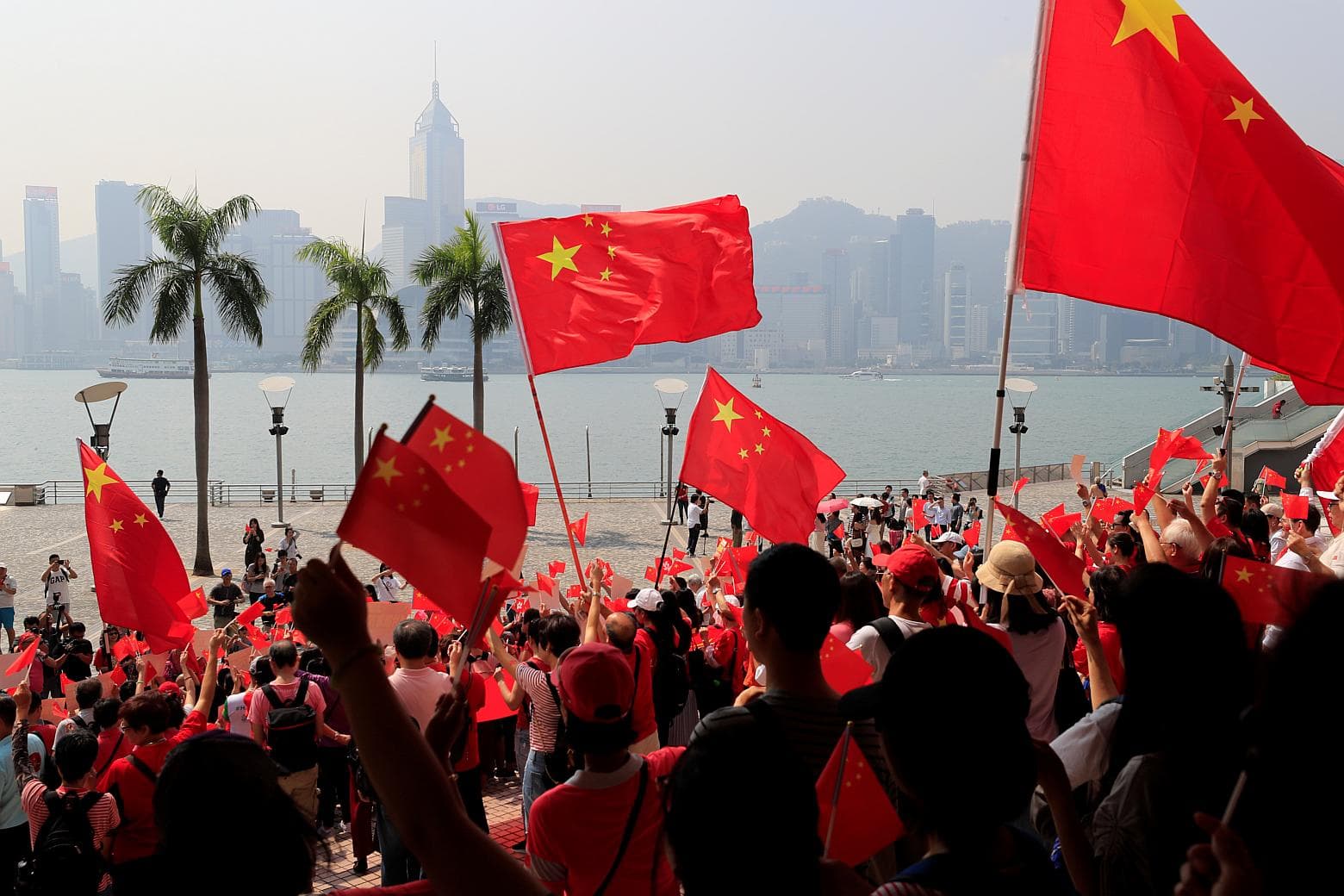 Hong-Kong, përleshje të reja dhe gaz lotsjellës (VIDEO)