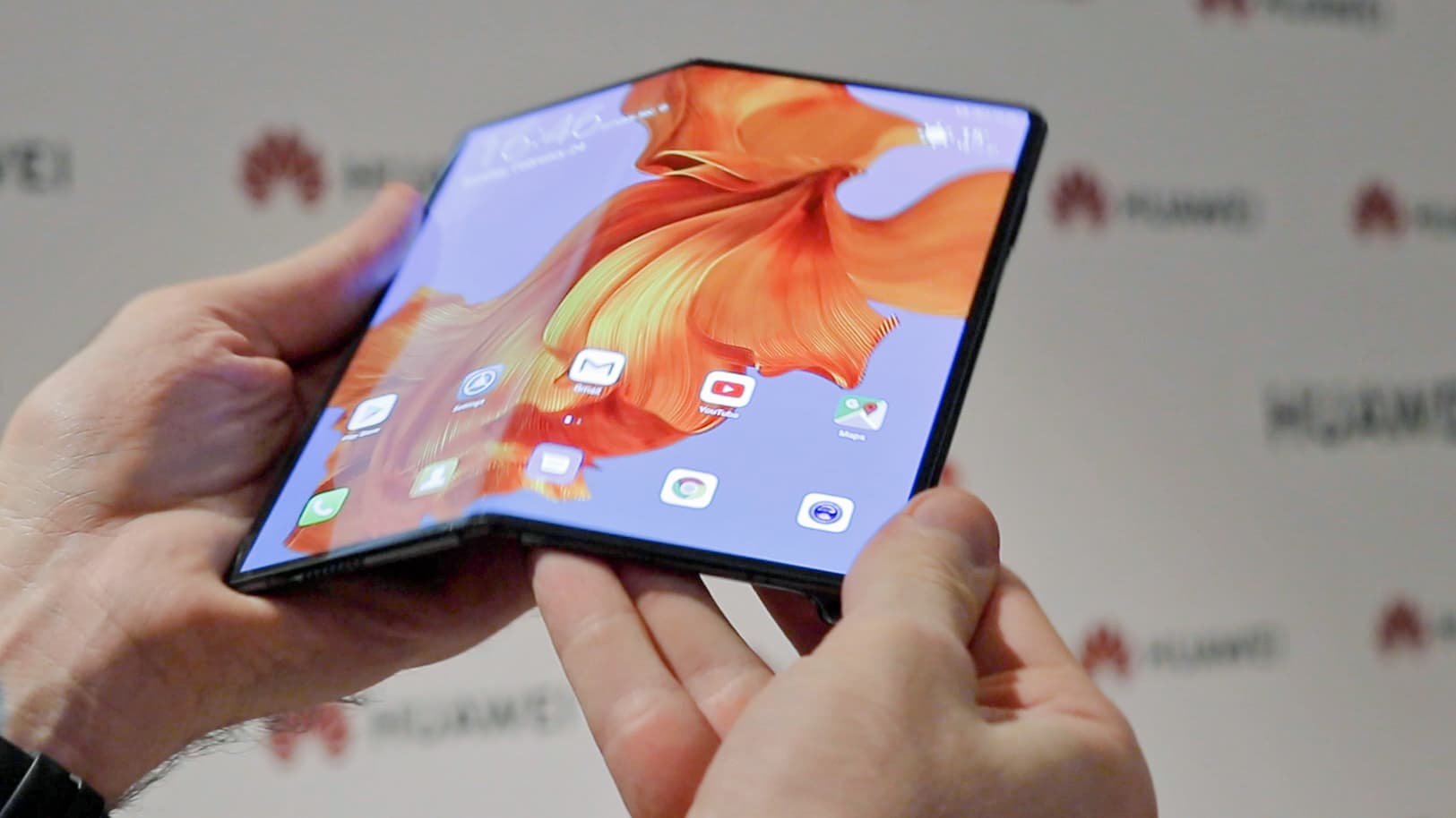 Tablet dhe smartfon, Huawei prezanton Mate X-in me palosje (VIDEO)