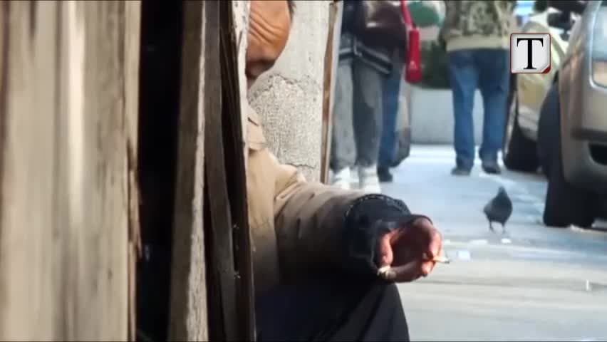 Hungaria ndalon me ligj gjumin në publik (VIDEO)