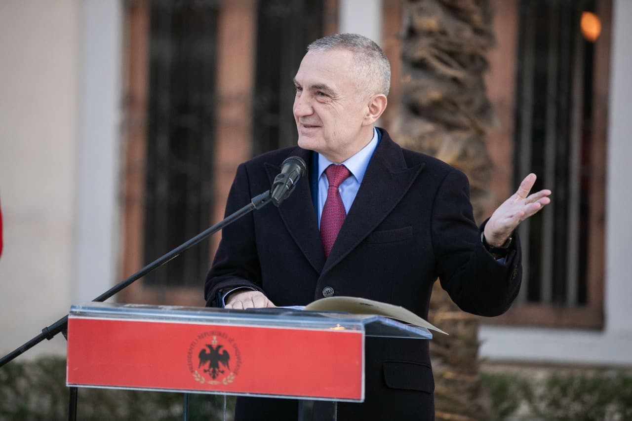 Presidenti Meta: Zbatimi i ligjit të arsimit të lartë, me shumë probleme