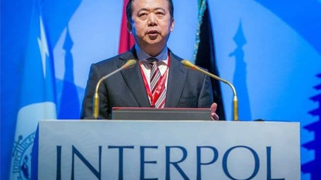Zhduket shefi i INTERPOL gjatë udhëtimit në Kinë