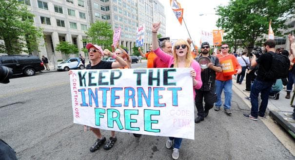 Shfuqizimi i neutralitetit, çfarë do t’i ndodhë së shpejti internetit në SHBA
