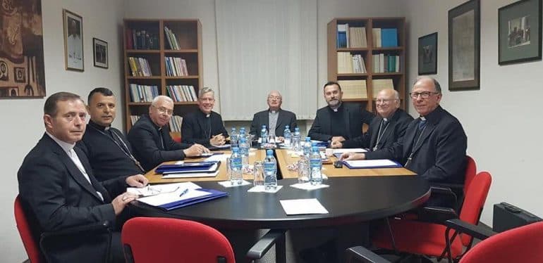 Konferenca Ipeshkvnore: “Shqiponjat” po lënë folenë nga situata e rëndë politike