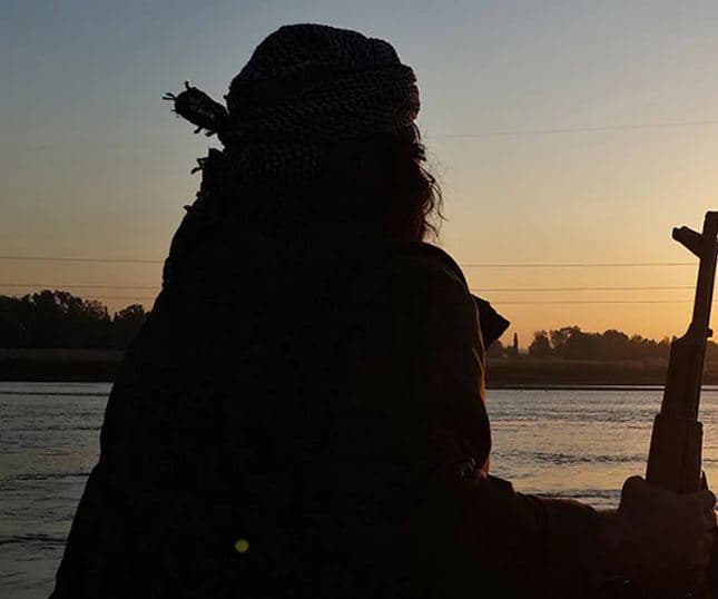 Ekspertët: Gratë e ISIS që kthehen nga luftimet në Siri dhe Irak paraqesin një kërcënim për sigurinë