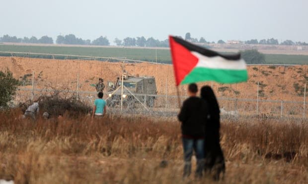 Militantët në Gaza janë objektivi i radhës i sulmeve ajrore izraelite, vazhdon dhuna në kufi