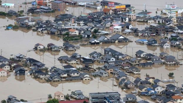 Rritet bilanci i viktimave nga përmbytjet në Japoni, 155 të vdekur e dhjetëra të plagosur