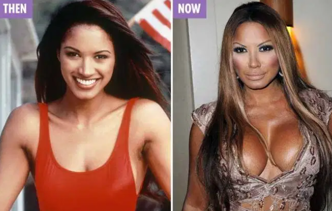 30 vite “Baywatch” si kanë ndryshuar aktorët? Nga Pamela Anderson tek Traci Bingham (Foto)
