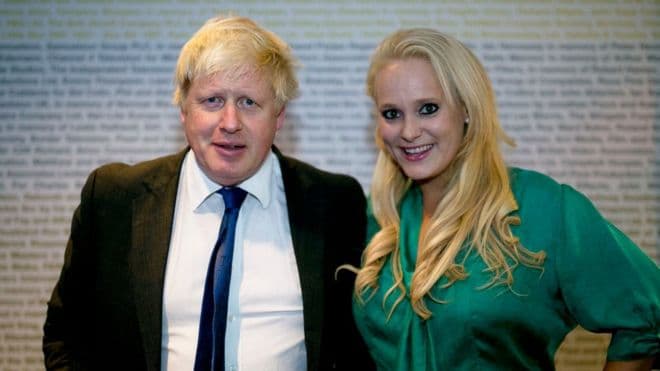      Kryeministri britanik mund të hetohet për favore partiake (VIDEO)