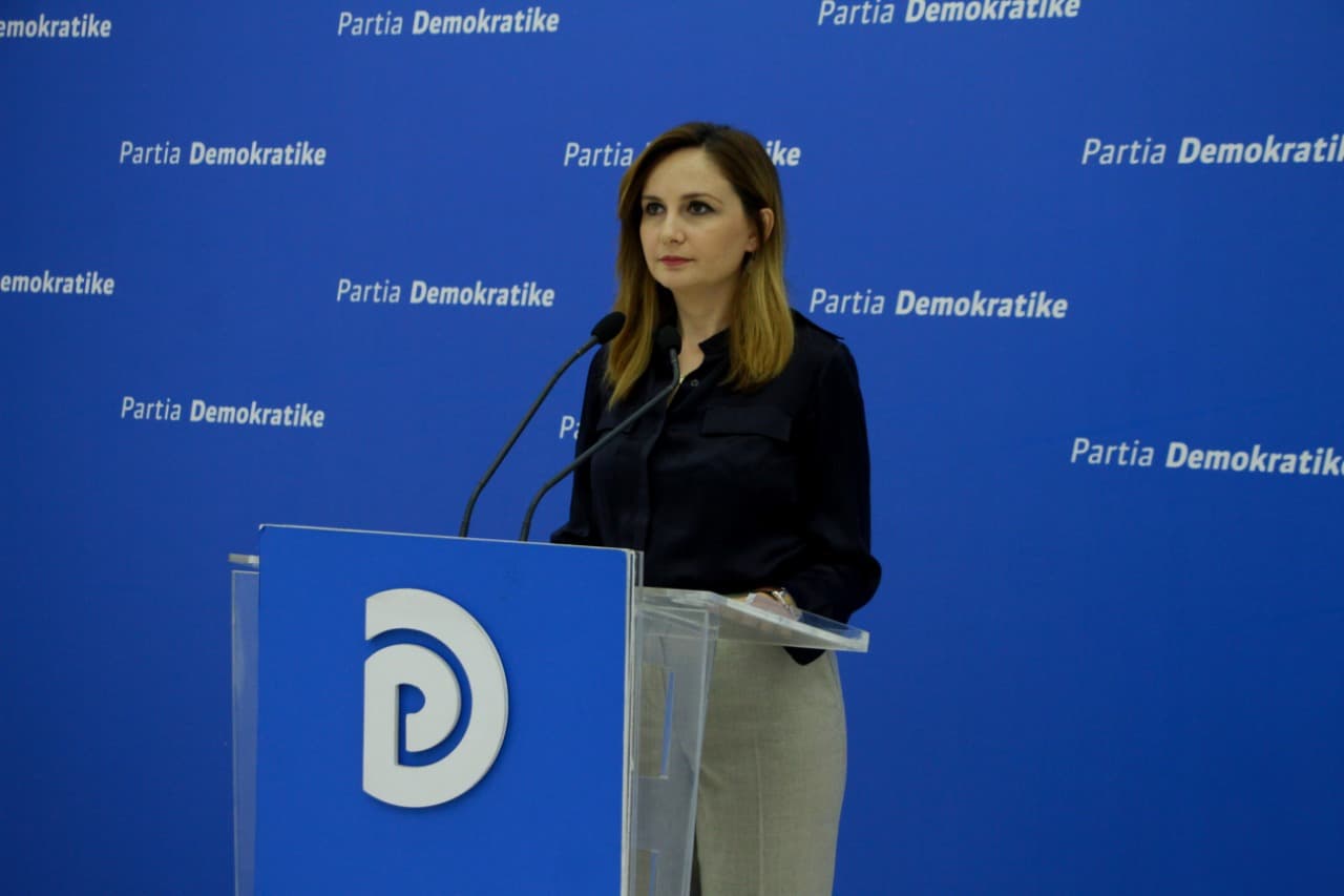 Tabaku akuza qeverisë për korrupsion: 34.6% e biznesit përgatitin zarfet për ofiqarët e shtetit