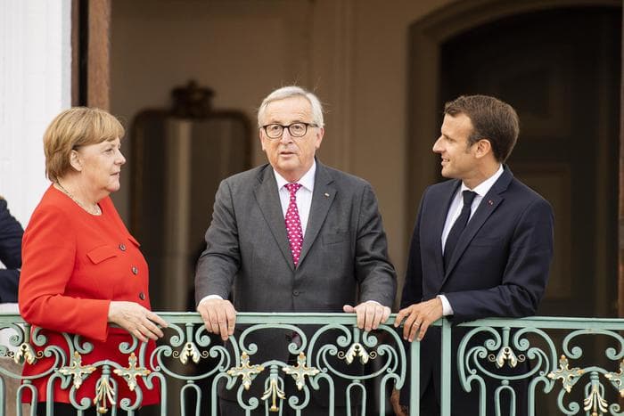 Juncker thërret samitin për emigracionin, liderët e vendeve të BE-së të dielën në Bruksel