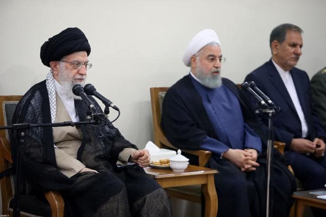 Khamenei thotë se Evropa nuk mund të shpëtojë marrëveshjen bërthamore, të ndihmojë ekonominë