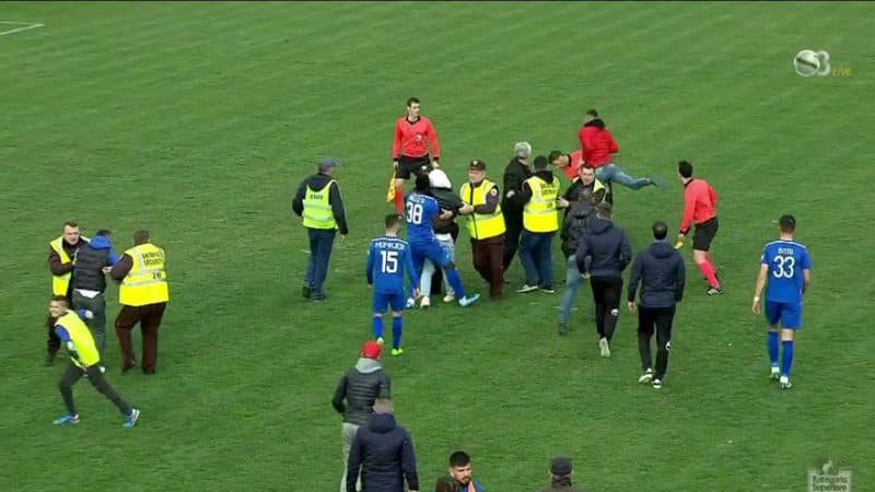 Dhuna ndaj gjyqtarit, disiplina me dorë të hekurt, përjashton Kamzën dhe e zbret dy kategori më poshtë