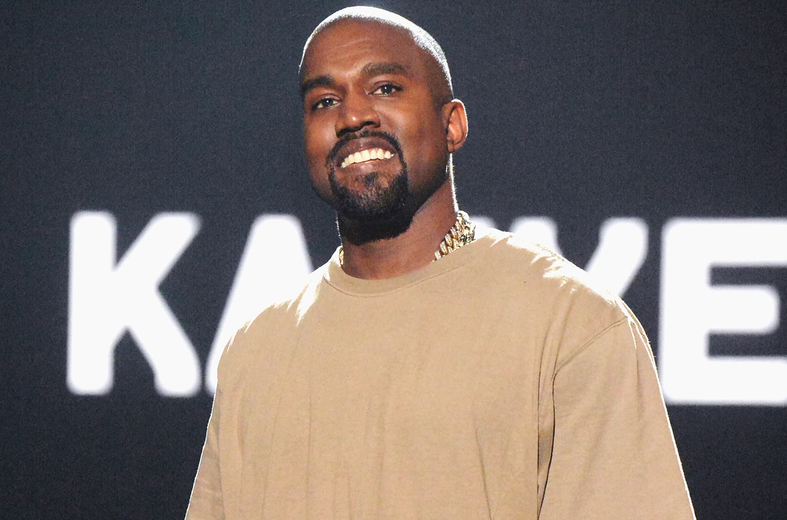 Kanye West, një film në veri të Arizonës (VIDEO)