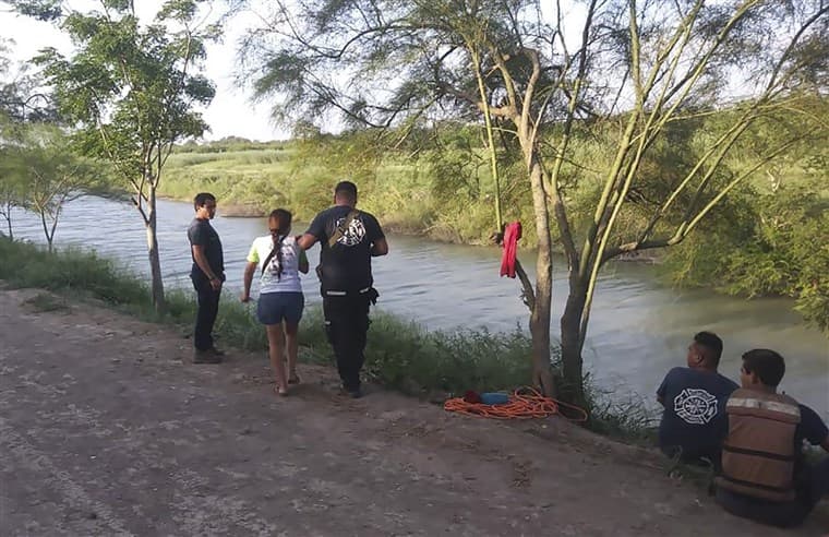 Një tragjedi si ajo e Aylan Kurdit, fotoja shokuese bëhet simbol i emigrantëve në përpjekjet drejt “ëndrrës amerikane”