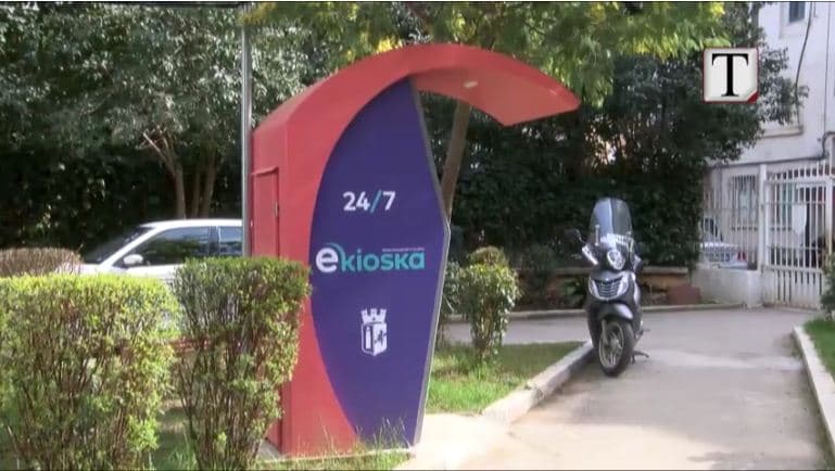 Instalohen kioskat dixhitale të bashkisë, kujt i shërbejnë (VIDEO)