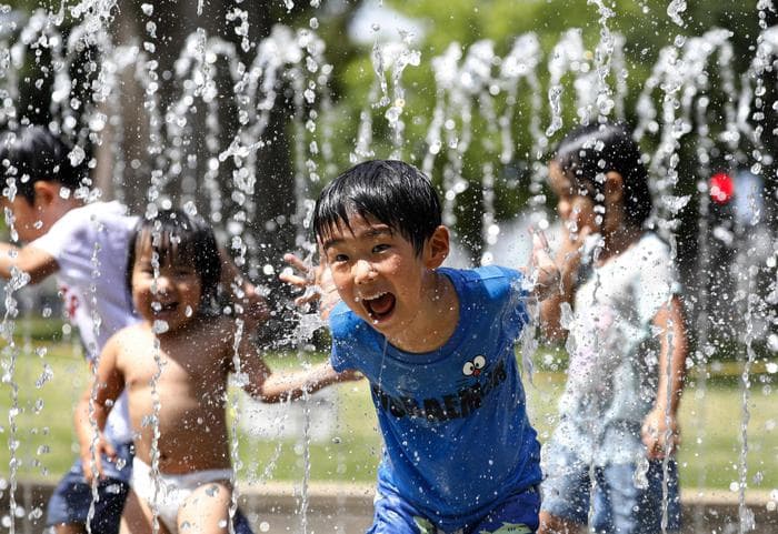 Vapa përvëlon edhe Japoninë, 96 të vdekur në korrik