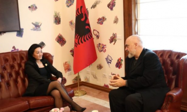 Zbardhet takimi Rama-Kim/ SHBA mesazh për Teatrin dhe reformën zgjedhore