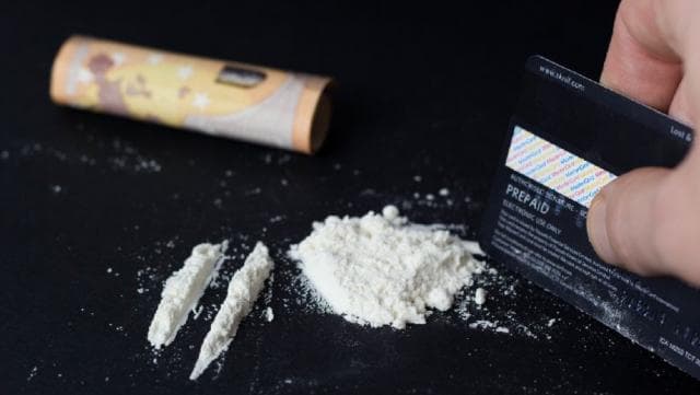 Festë me kokainë e kanabis në lokal, si u kapën “mat” 6 persona në Kinostudio