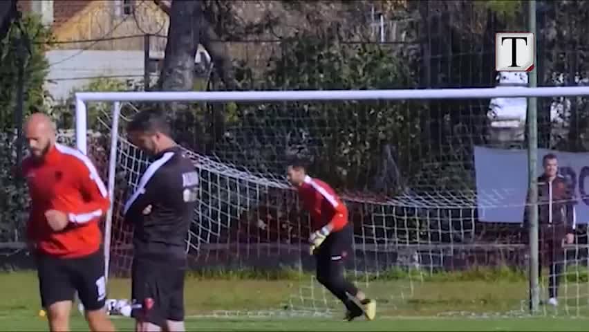 Panuçi lë jashtë kombëtares Agollin: Është “i vjetër” (VIDEO)