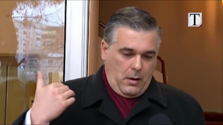 Vettingu, shkarkohet komisioneri publik (VIDEO)