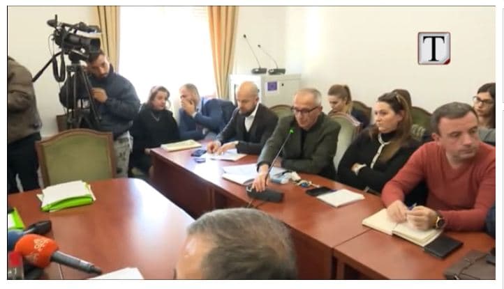 Paketa antishpifje, debate në Komisionin e Medias (VIDEO)