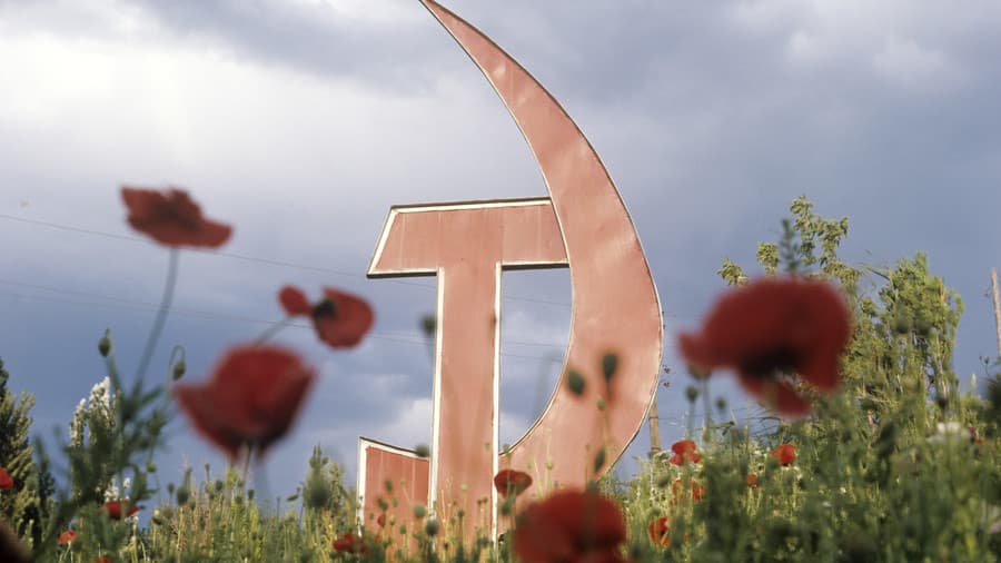 Çeki, komunistët e linjës së ashpër hyjnë në qeveri