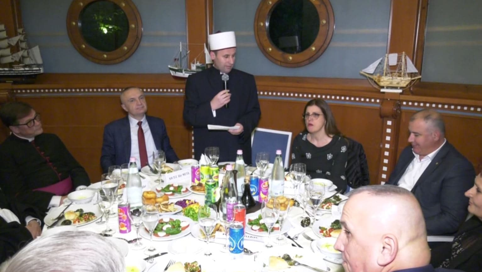 Komiteti Mysliman shtroi Iftar për Ramazan