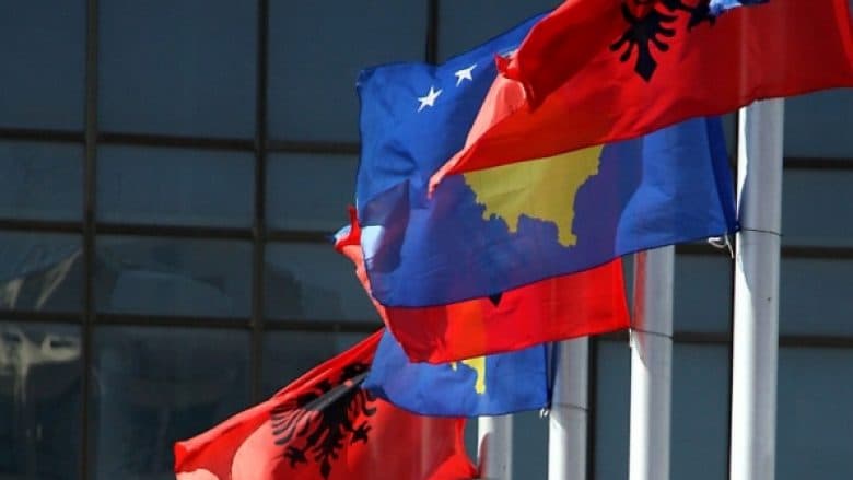 Nënshkruhet kalendari kulturor Kosovë-Shqipëri