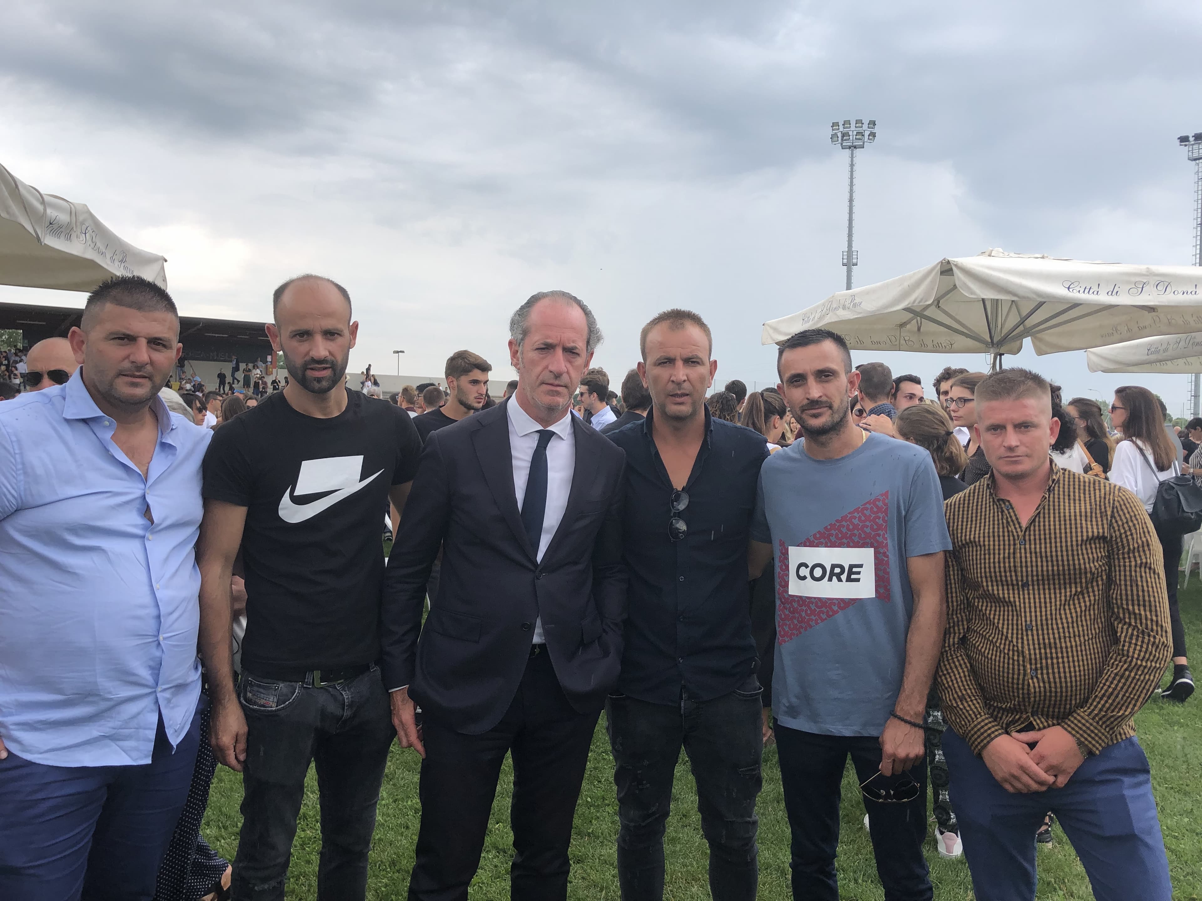 Pesë të rinj nga Kosova, heronjtë e momentit në Venecia