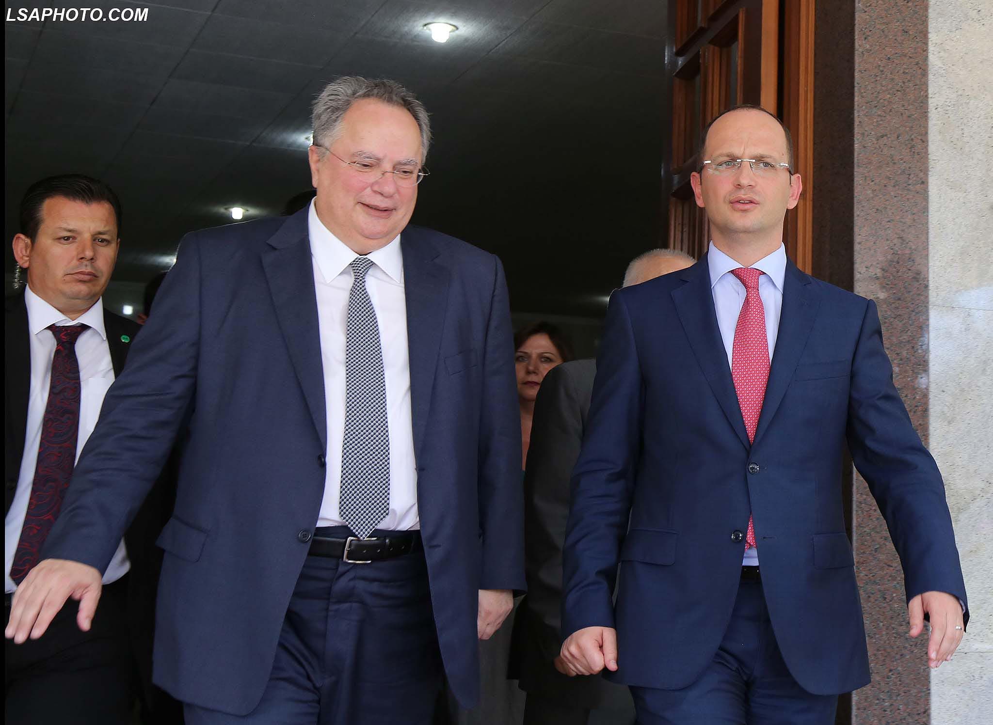 Marrëveshja e detit me Greqinë/ Rama ndryshon grupin negociator të ngritur nga ish ministri Bushati