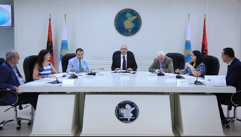 Zëvendësimi i mandateve, debate mes Zgurit dhe Bibës (VIDEO)