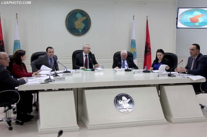 KQZ u jep mandatin edhe katër deputetëve opozitarë