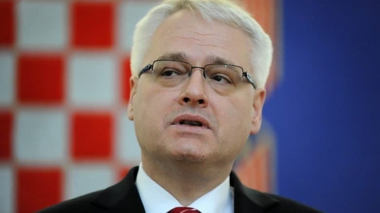 Ish-presidenti Kroacisë: Integrimi i Serbisë në BE varet nga Kosova