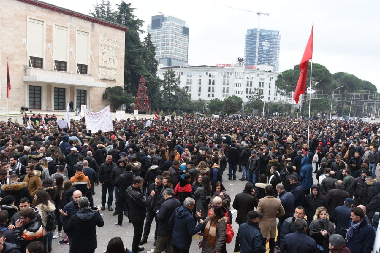 Protesta e studentëve, Rama u flet nga Instagrami: Çfarë borxhi ju kanë ata që duan dialog?