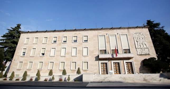 Mbledhja e qeverisë, emërohen tre zëvendësiministra të rinj