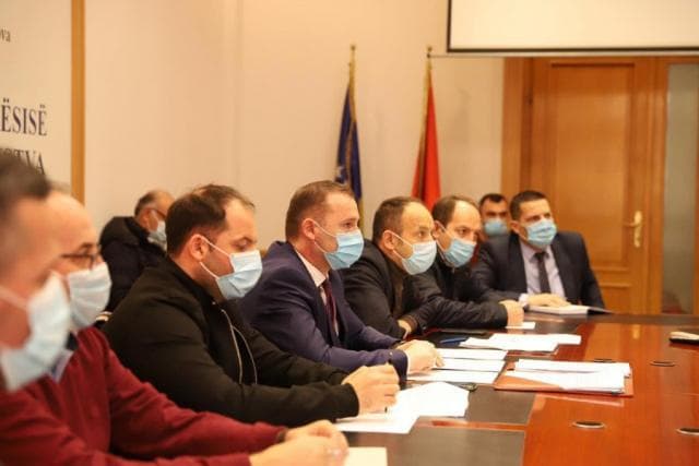 Kosova siguron 500 mijë vaksina antiCovid nga Pfizer dhe 360 mijë nga Covax