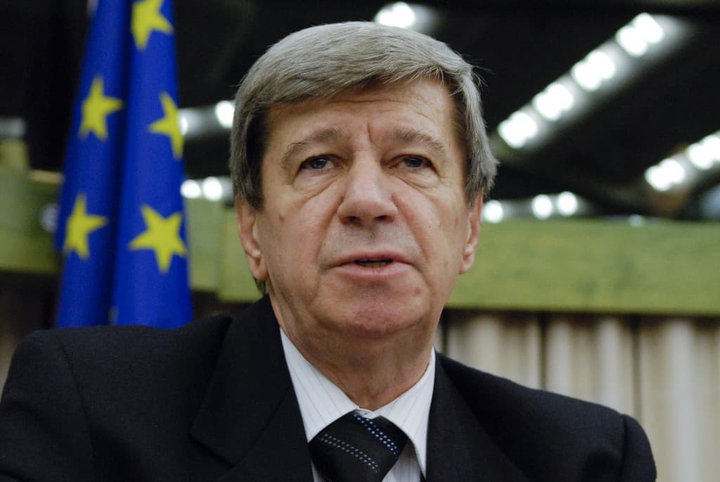 A do kapen “peshqit e mëdhenj” në Shqipëri? Ja si përgjigjet eurodeputeti Kukan