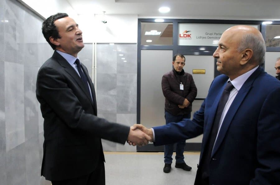 VV, afat deri të dielën për pranimin e ofertës për bashkëqeverisje me LDK