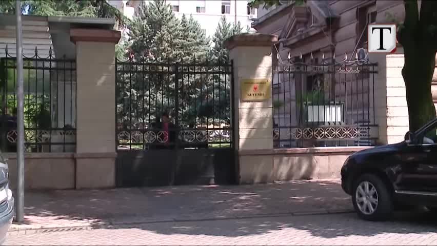 Shorti për KED, Ruçi i kalon kompetencat Hysit (VIDEO)