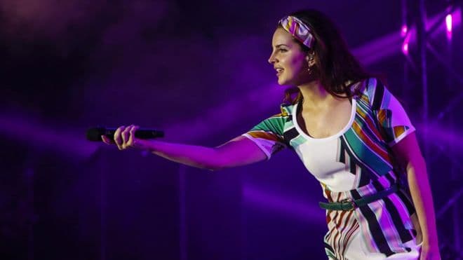 Pas thirrjes nga fansat dhe aktivistët, Lana Del Rey anulon koncertin në Izrael