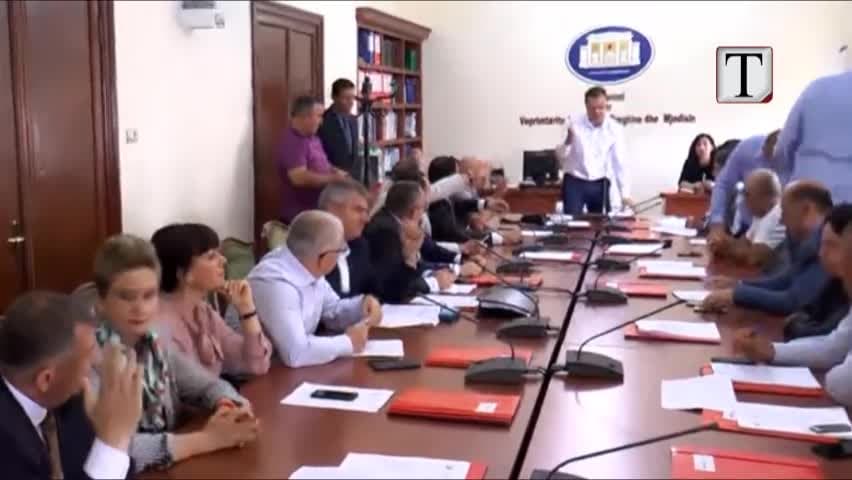 PD: Rritja me 300% e lejeve të ndërtimit, për pastrim parash (VIDEO)