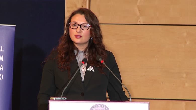 E ngarkuara me punë e ambasadës amerikane: Amerika mbështetëse në parandalimin e ekstremizmit