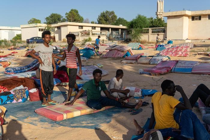 Libi, lirohen 350 emigrantë të Tajouras