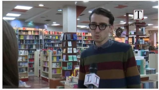 Librat si dhuratë për fundvit (VIDEO)