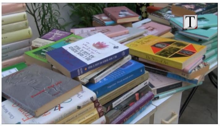 Libra të rinj dhe të përdorur në panairin te “Logu i Shkëndijës” (VIDEO)