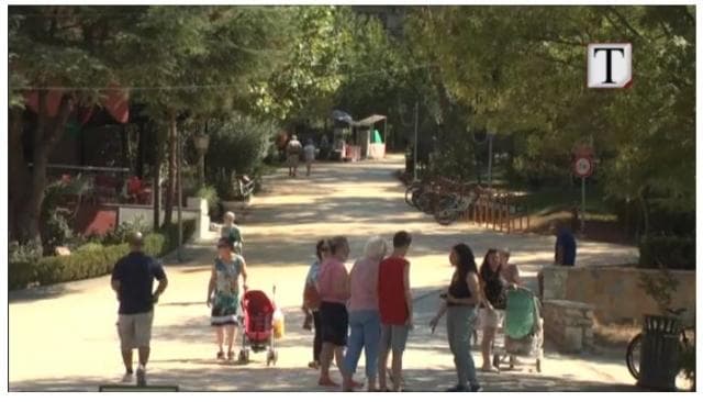 Parku i Liqenit, sfidë temperaturave të larta (VIDEO)