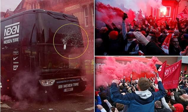 Tifozët e Liverpool i "vënë flakën" qytetit dhe sulmojnë autobusin e Manchester City (FOTO)