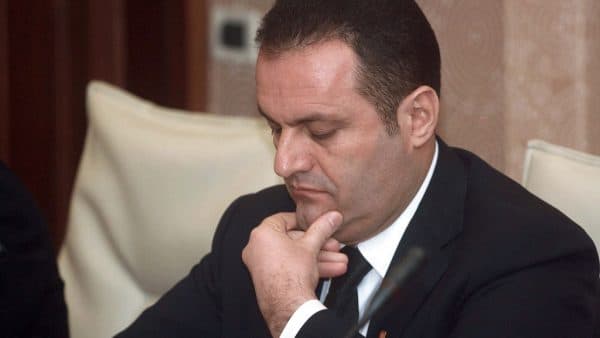 Ish-kryeprokurori Llalla del sot para gjykatës